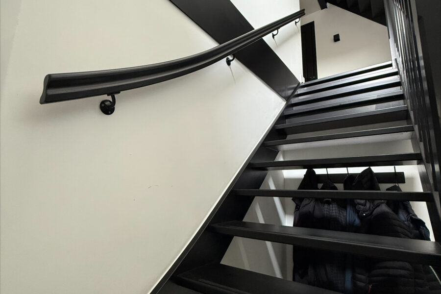 De Schildermeesters Heerhugowaard binnen schilderwerk trap